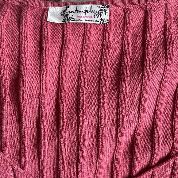 Free People Scoop Neck Raspberry Pink Top - Picture 2 of 4